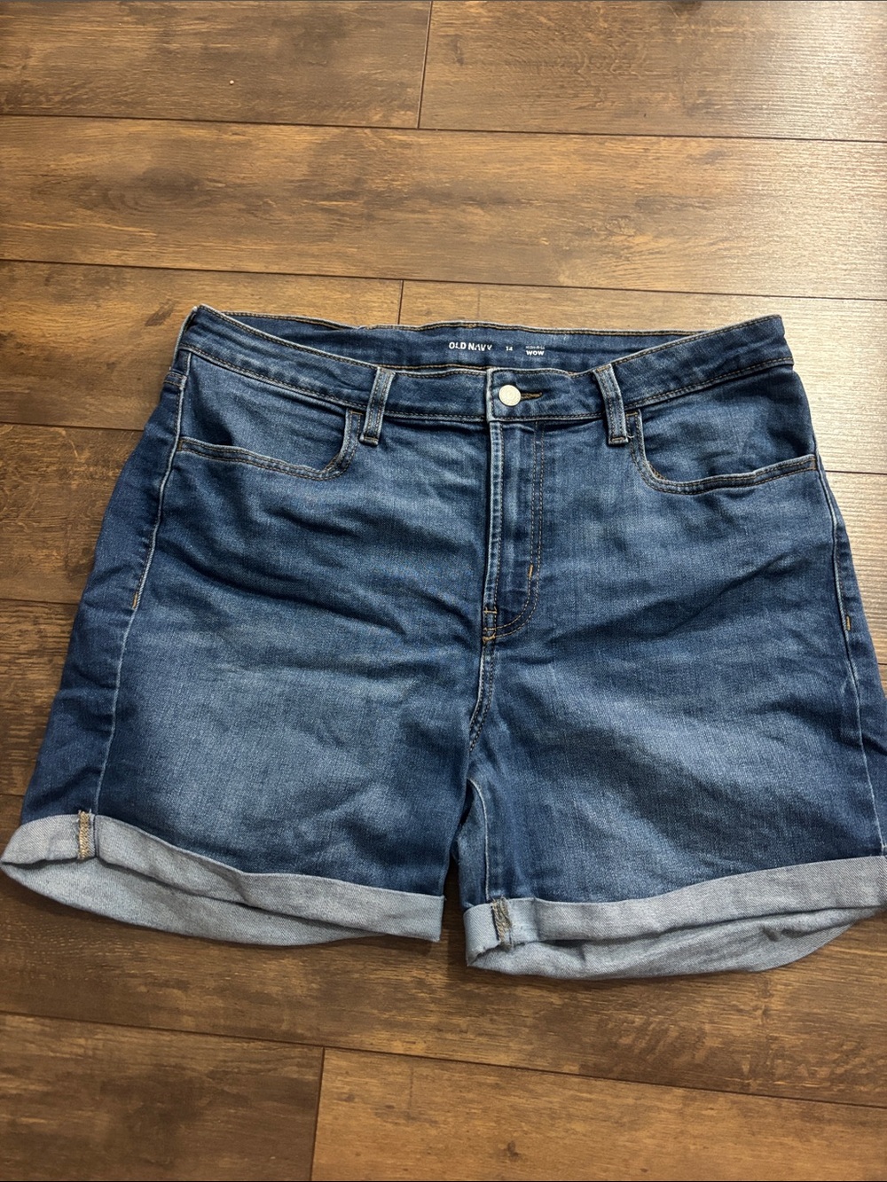 Old Navy Women’s Dark Blue Denim Rolled-Cuff Shorts